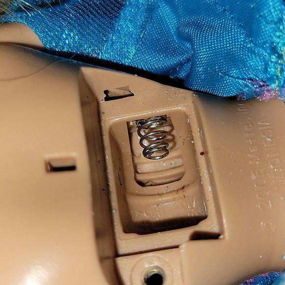 AS IS Barbie as The Island Princess Rosella Doll and clothes - Picture 10 of 10